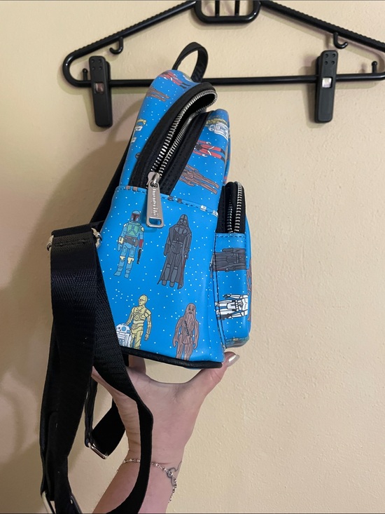 AUTHENTIC Star Wars Loungefly Blue Retro Toy Characters Backpack main image 9